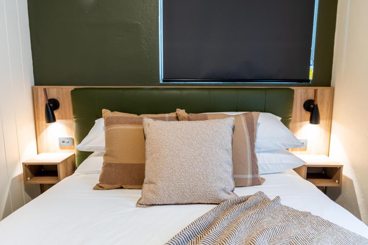 Eyre Hotel 3*